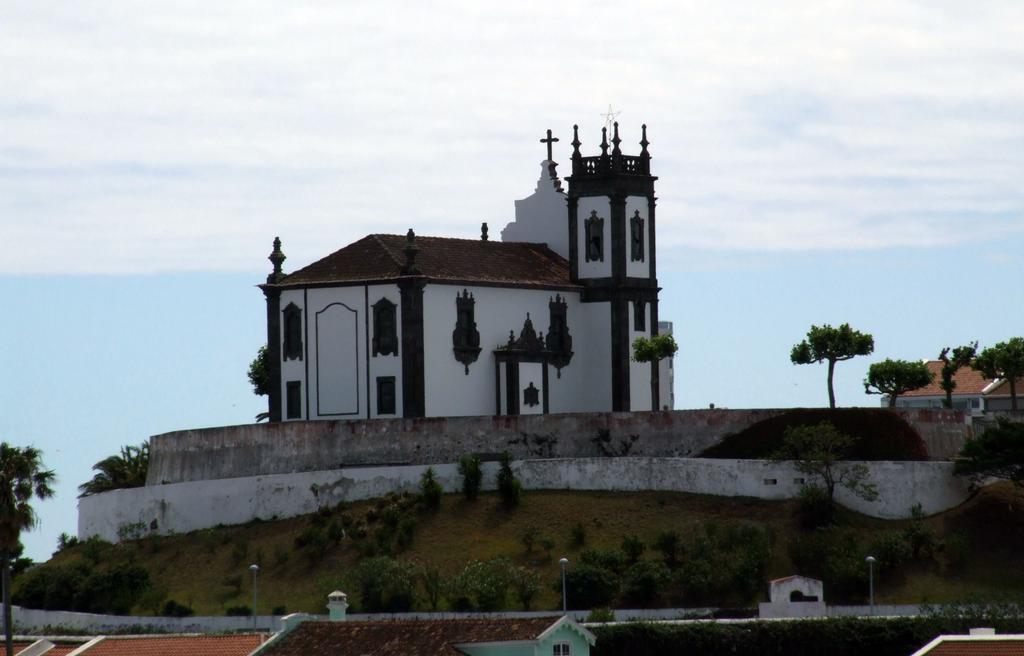 Carreiro'S House Daire Ponta Delgada Dış mekan fotoğraf
